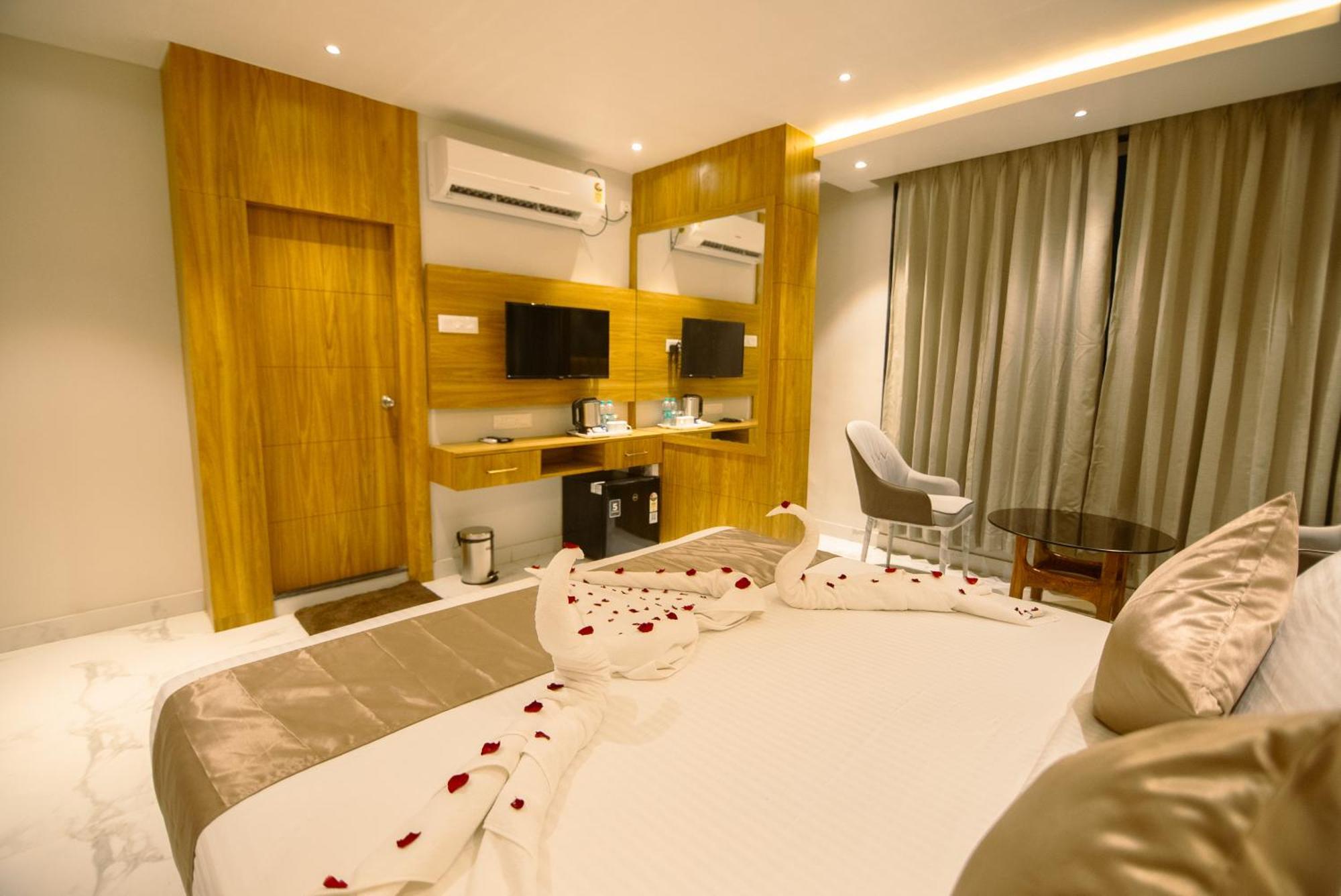 Hotel Dc Star Kolkata Exterior photo
