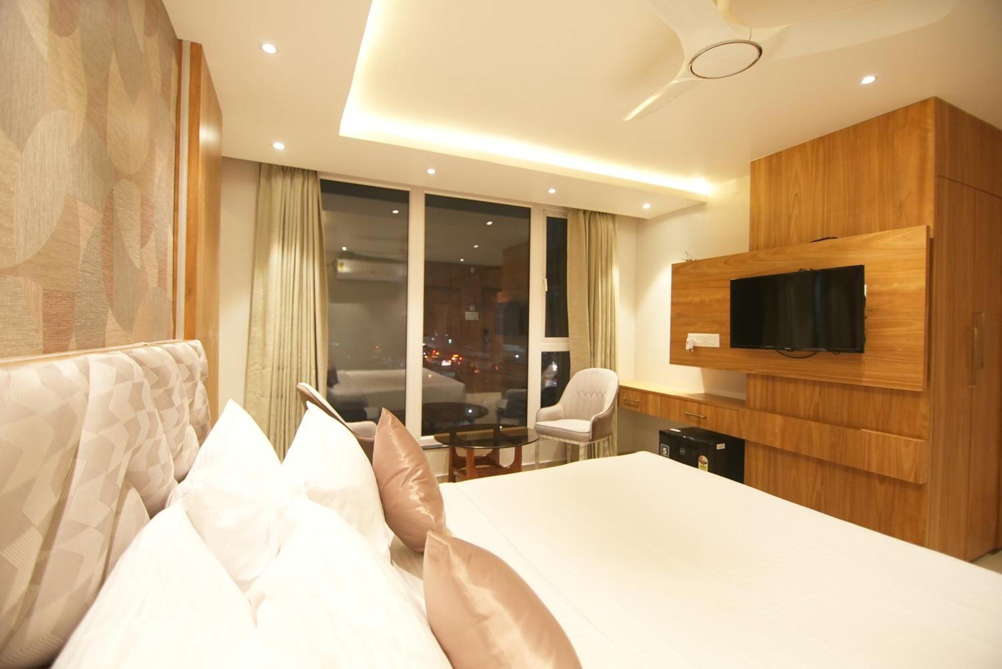 Hotel Dc Star Kolkata Exterior photo