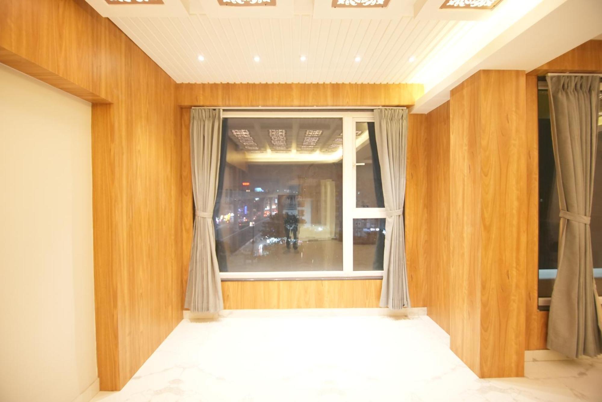 Hotel Dc Star Kolkata Exterior photo